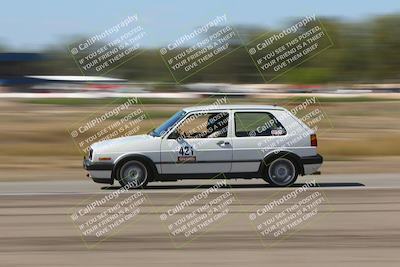 media/Oct-04-2025-OnGrid (Sat) [[44bd565ffa]]/Green Group/Grapevine/